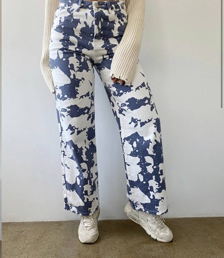 Bailey Blue & White Vintage Denim pants - Style Baby OMG Fashion Boutique - Stylebabyomg - Buy - Aesthetic Baddie Outfits - Babyboo - OOTD - Shie 