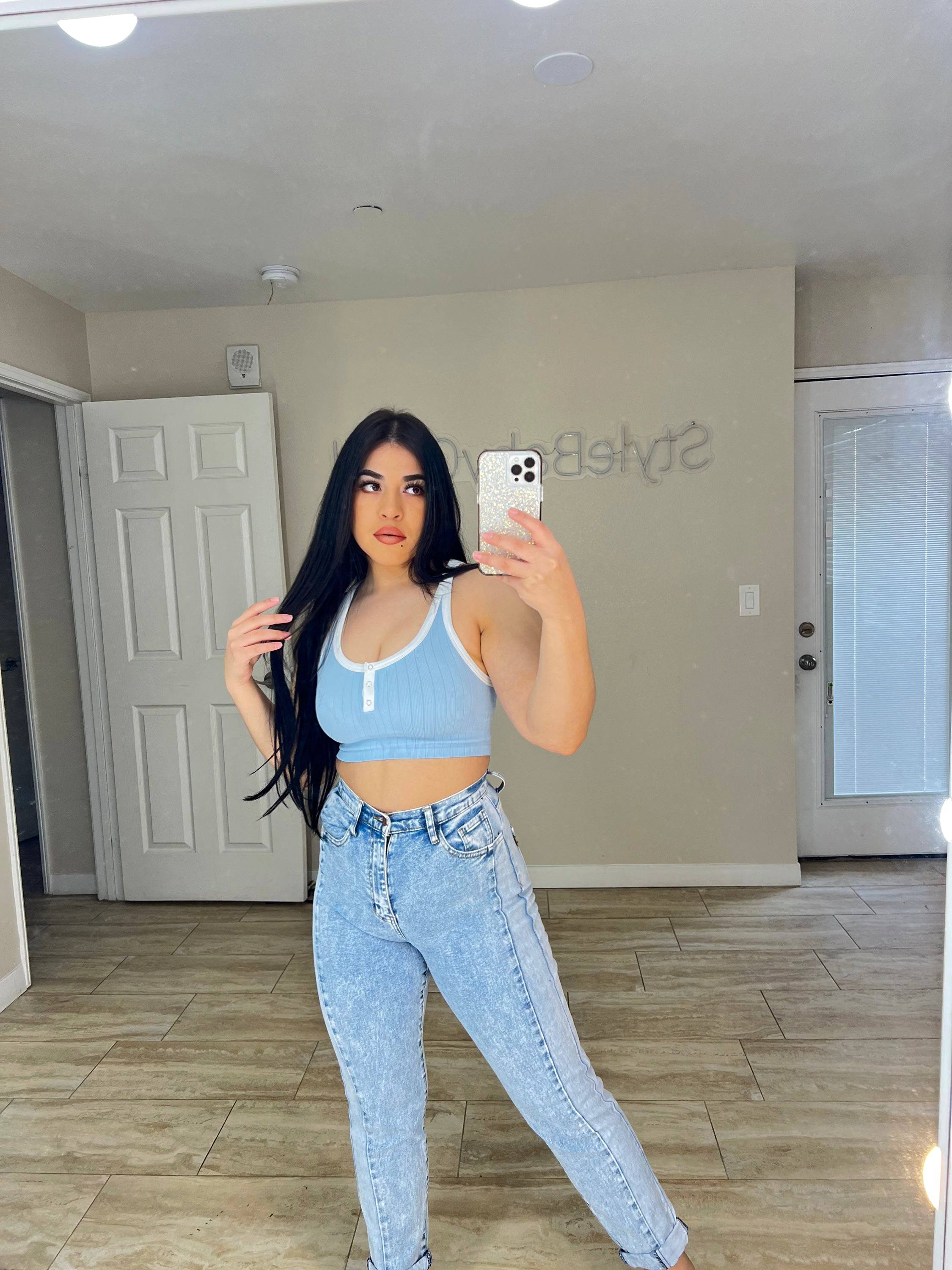 Sabrisse Boyfriend Vintage Jeans - Style Baby OMG Fashion Boutique - Stylebabyomg - Buy - Aesthetic Baddie Outfits - Babyboo - OOTD - Shie 